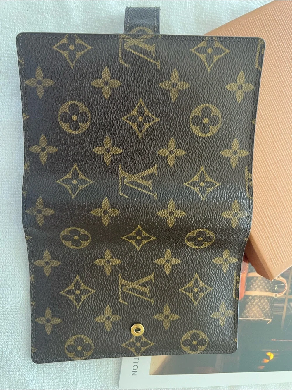 LOUIS VUITTON Small Ring Agenda PM Monogram with original box and pen